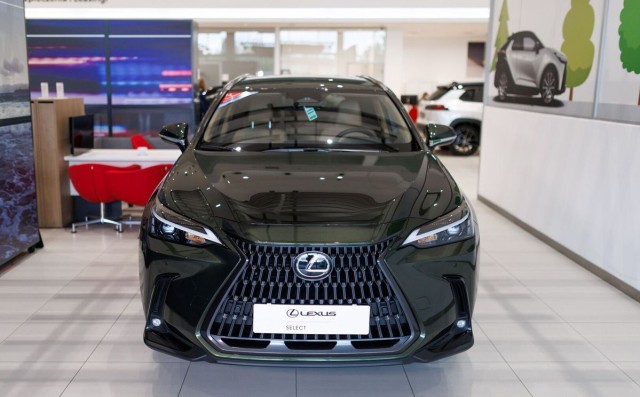 lexus