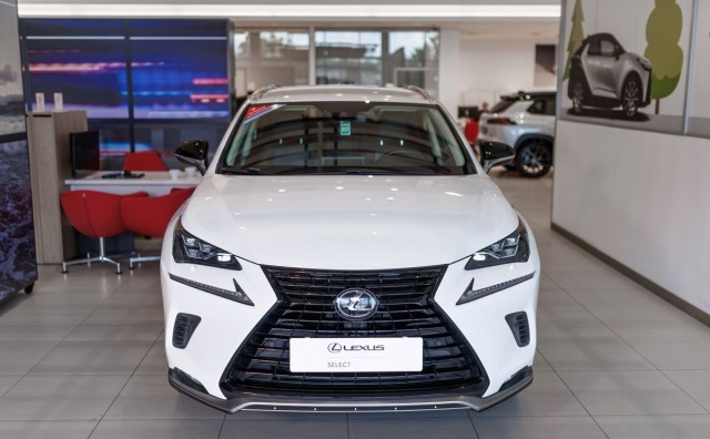 lexus