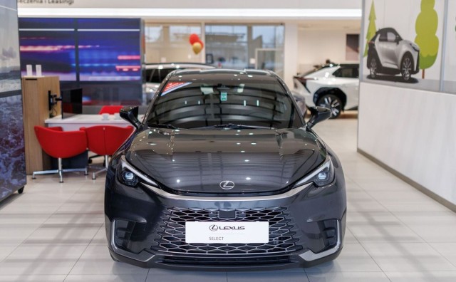 lexus