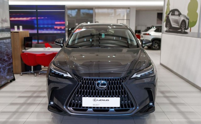 lexus