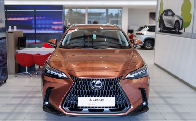 lexus