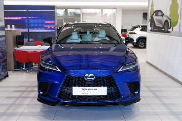 500h F Sport + dach panoramiczny