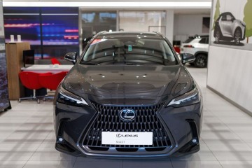 350h Prestige AWD Design Tazuna