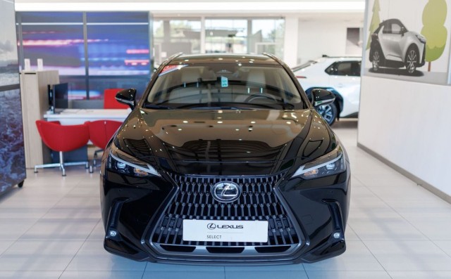 lexus