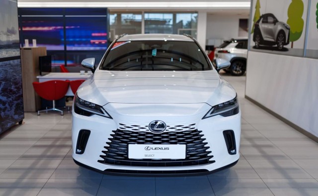 lexus