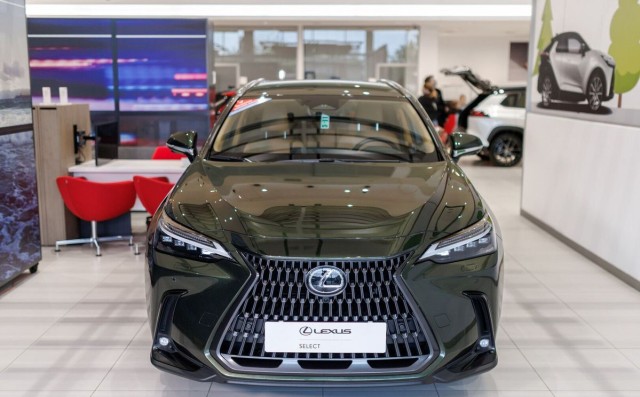 lexus